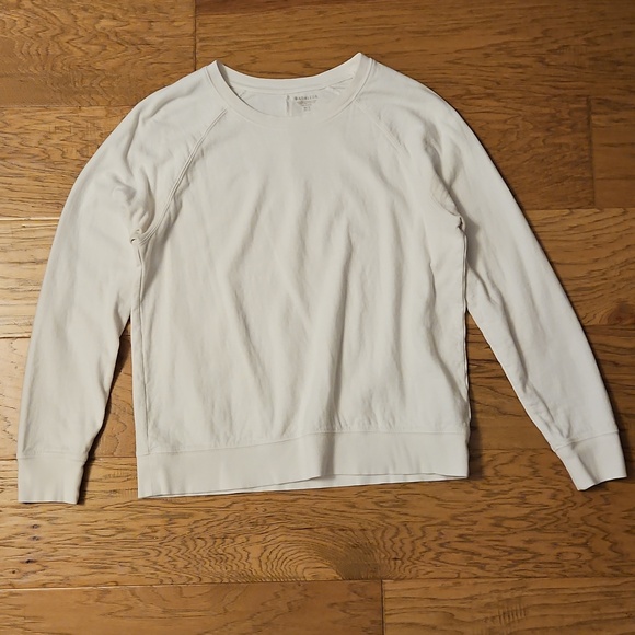 Athleta Tops - Athleta White Sundown Sweatshirt Size Medium Tall M|T